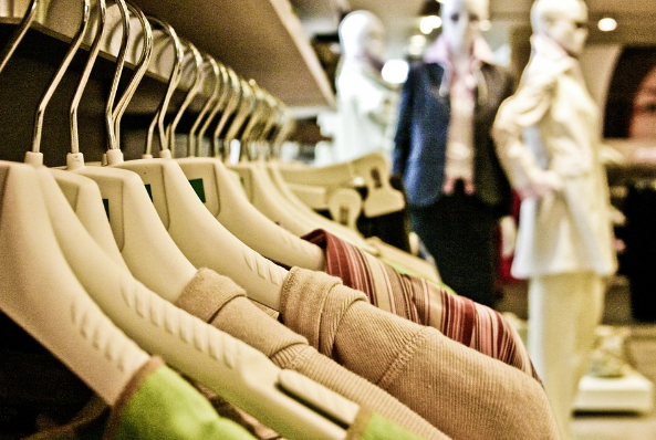 La nueva forma de comprar y vender ropa y complementos de lujo