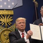 Donald Trump abandona un tratado de 144 años de correo con China
