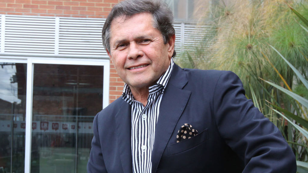 El empresario Carlos Mattos y su trayectoria profesional